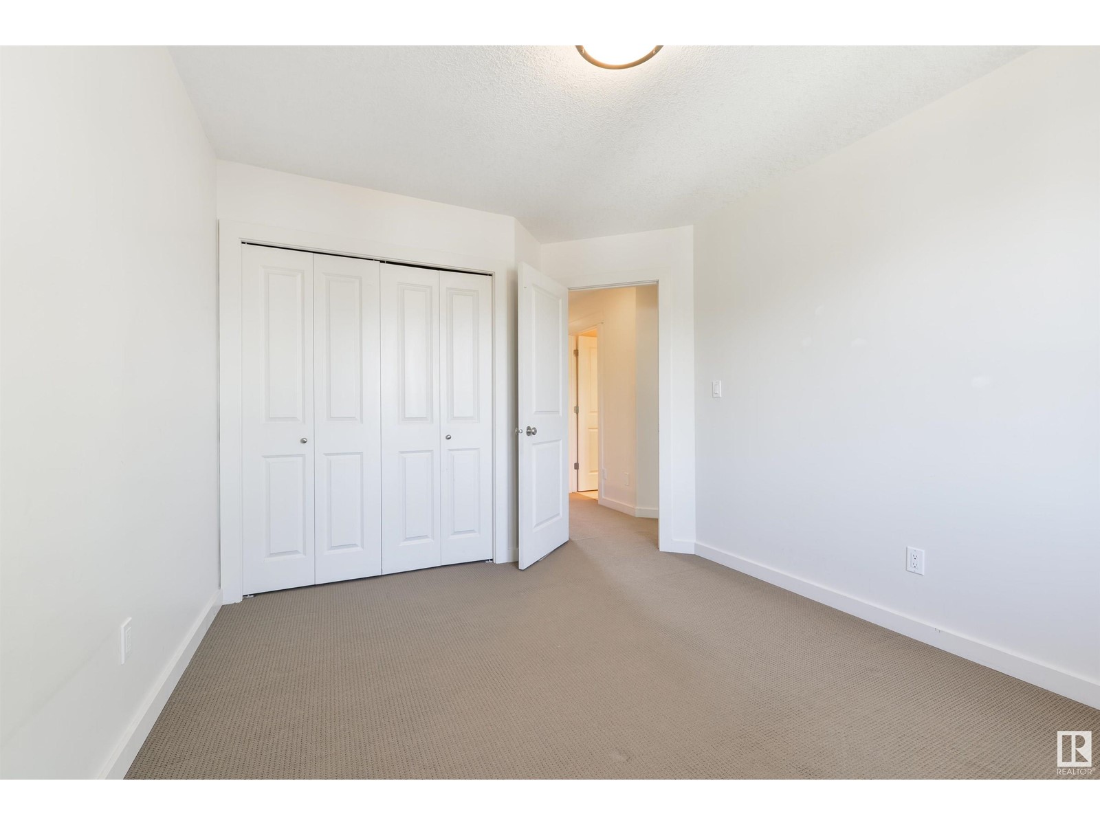 9212 154 ST NW, Edmonton