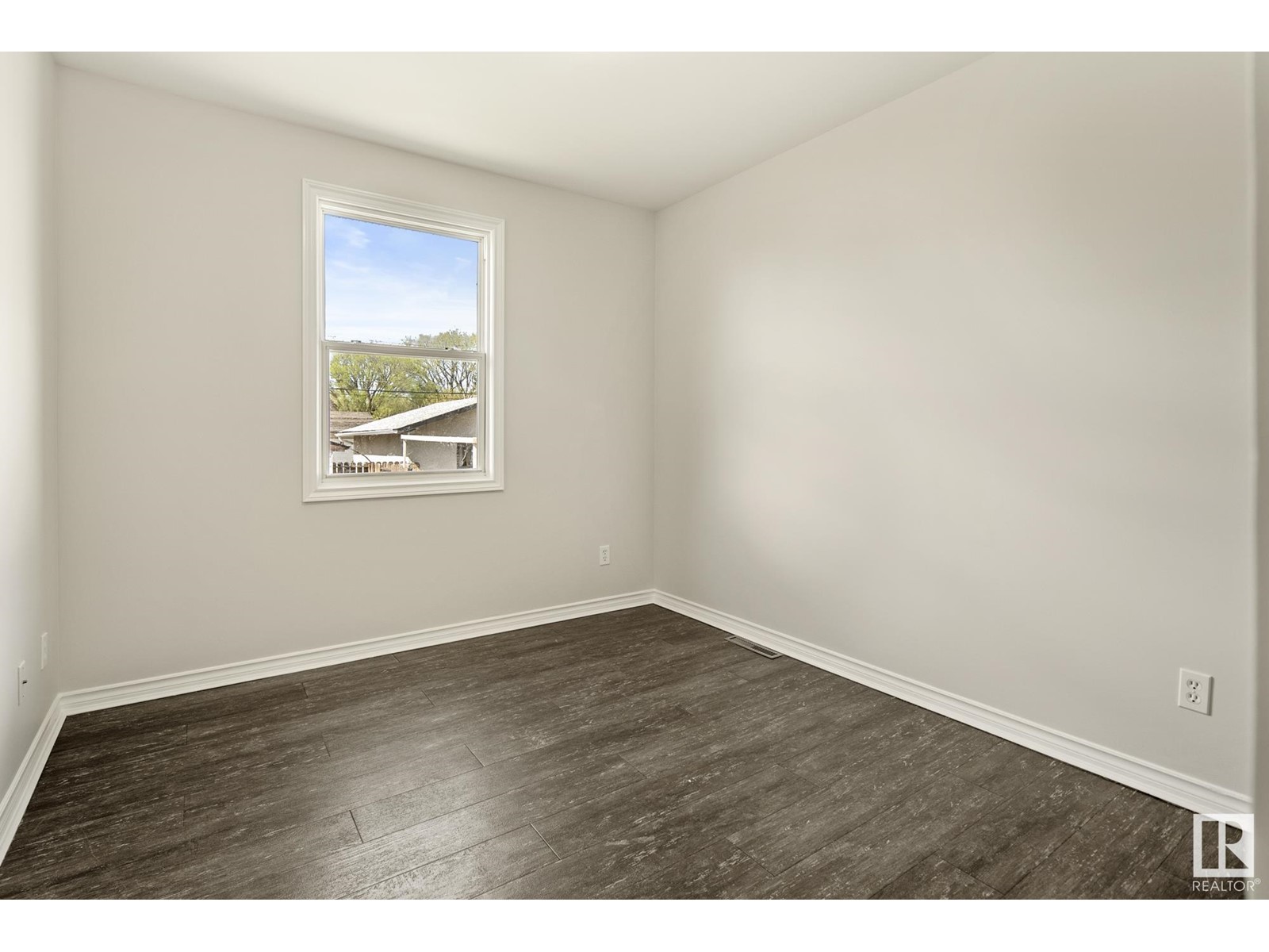 12722 113a ST NW, Edmonton