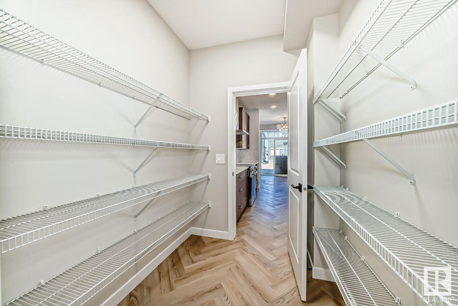 5458 KOOTOOK RD SW, Edmonton