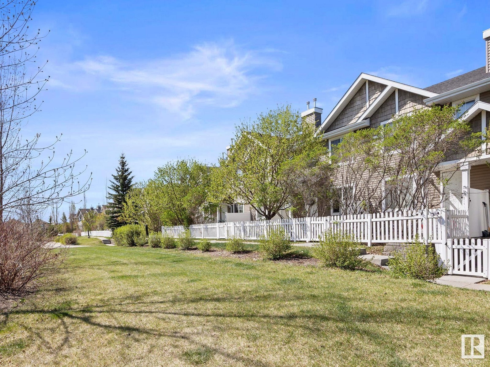 #61 3075 TRELLE CR NW, Edmonton