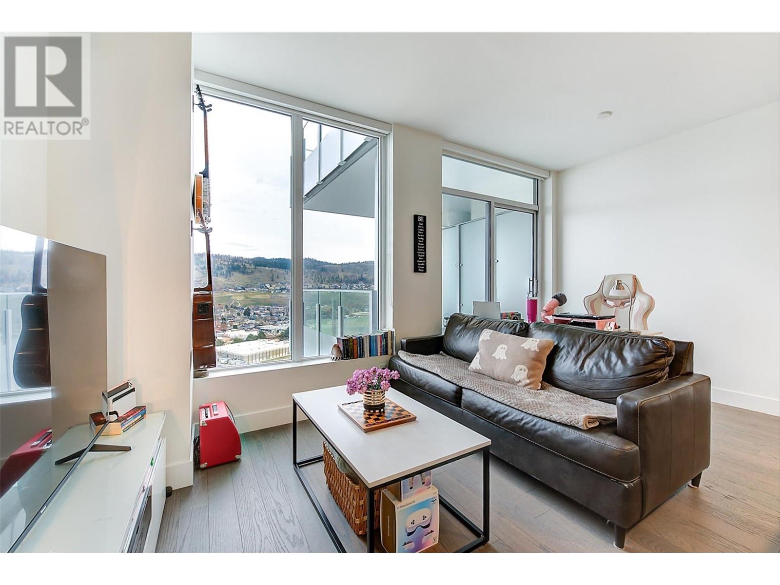 2207 1181 Sunset Drive, Kelowna
