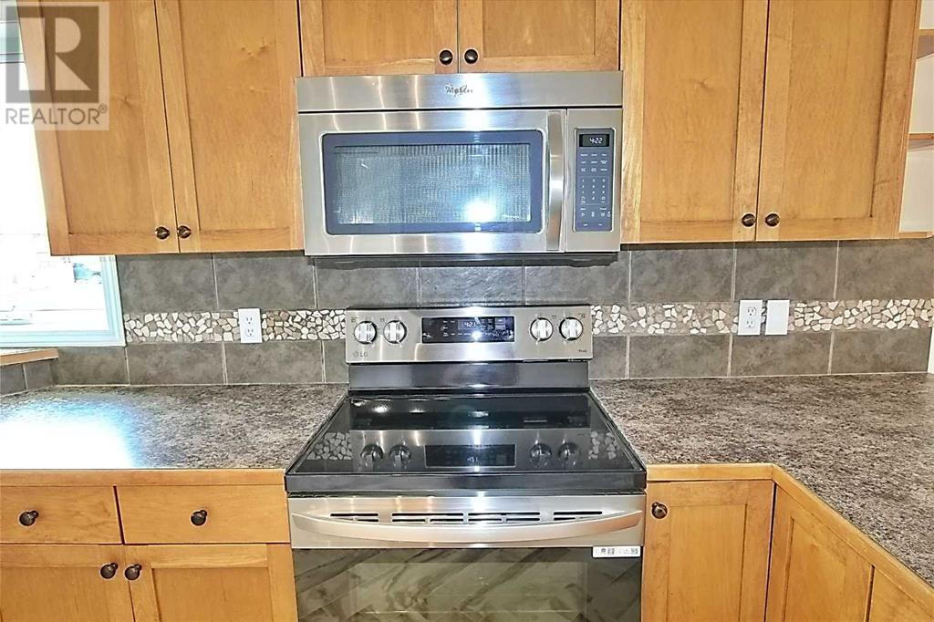 100 Hinshaw Drive, Sylvan Lake