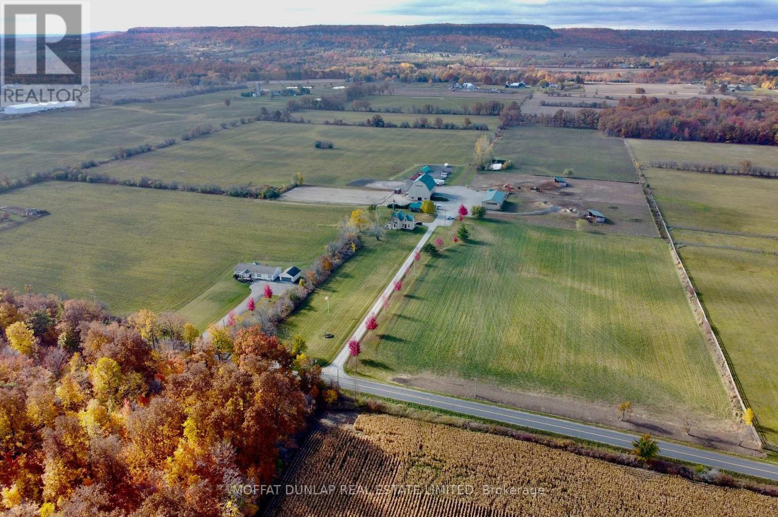 Photo 1 of 5556 Bell School Line, Burlington ON