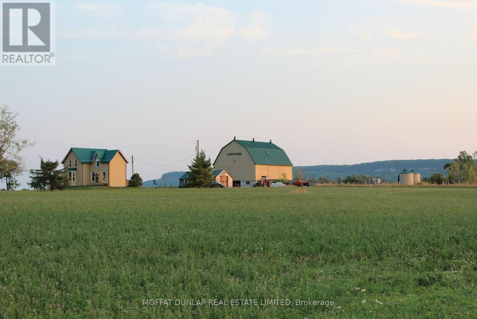 Photo 7 of 5556 Bell School Line, Burlington ON