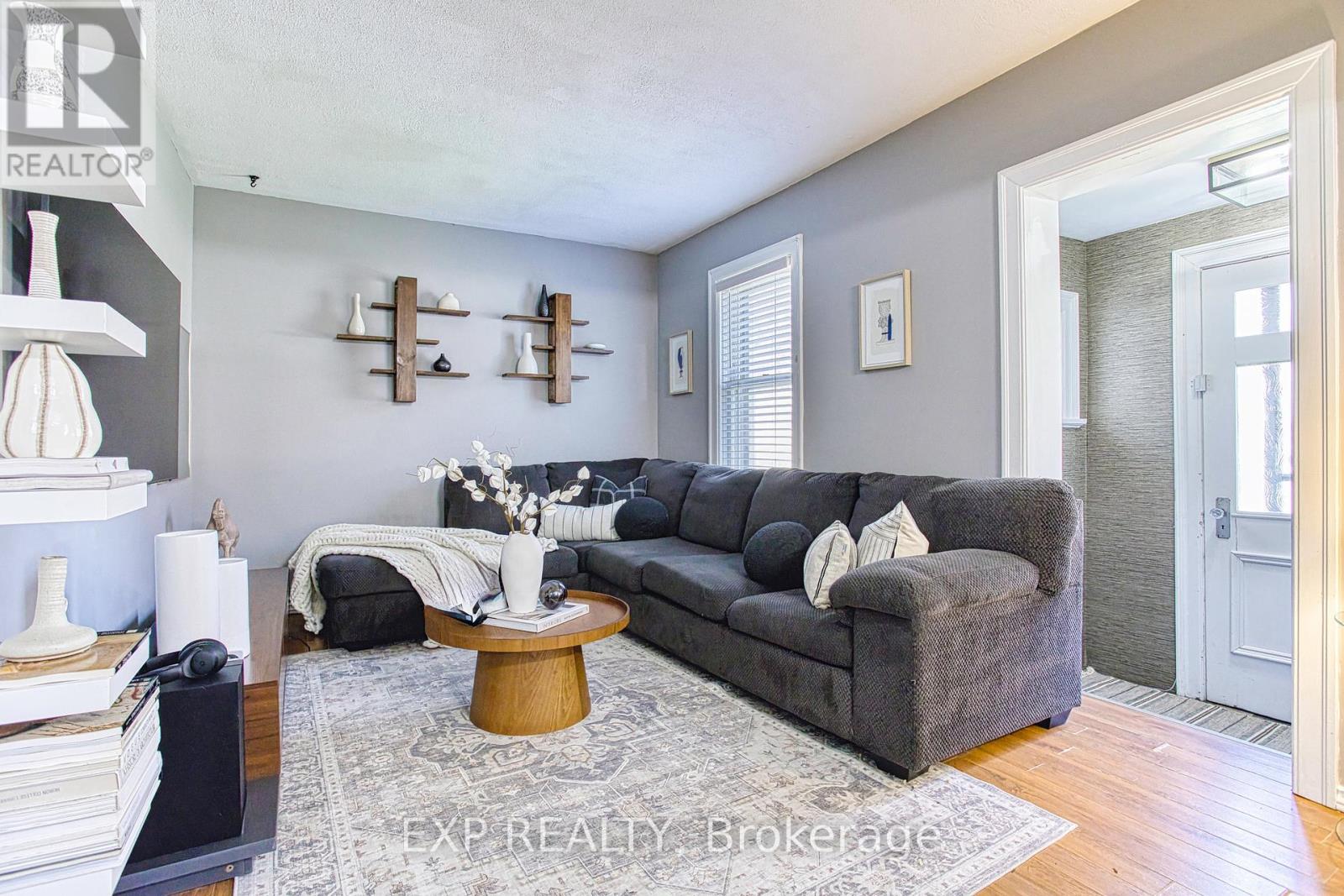 Photo 20 of 276 Mcalpine Avenue S, Welland ON
