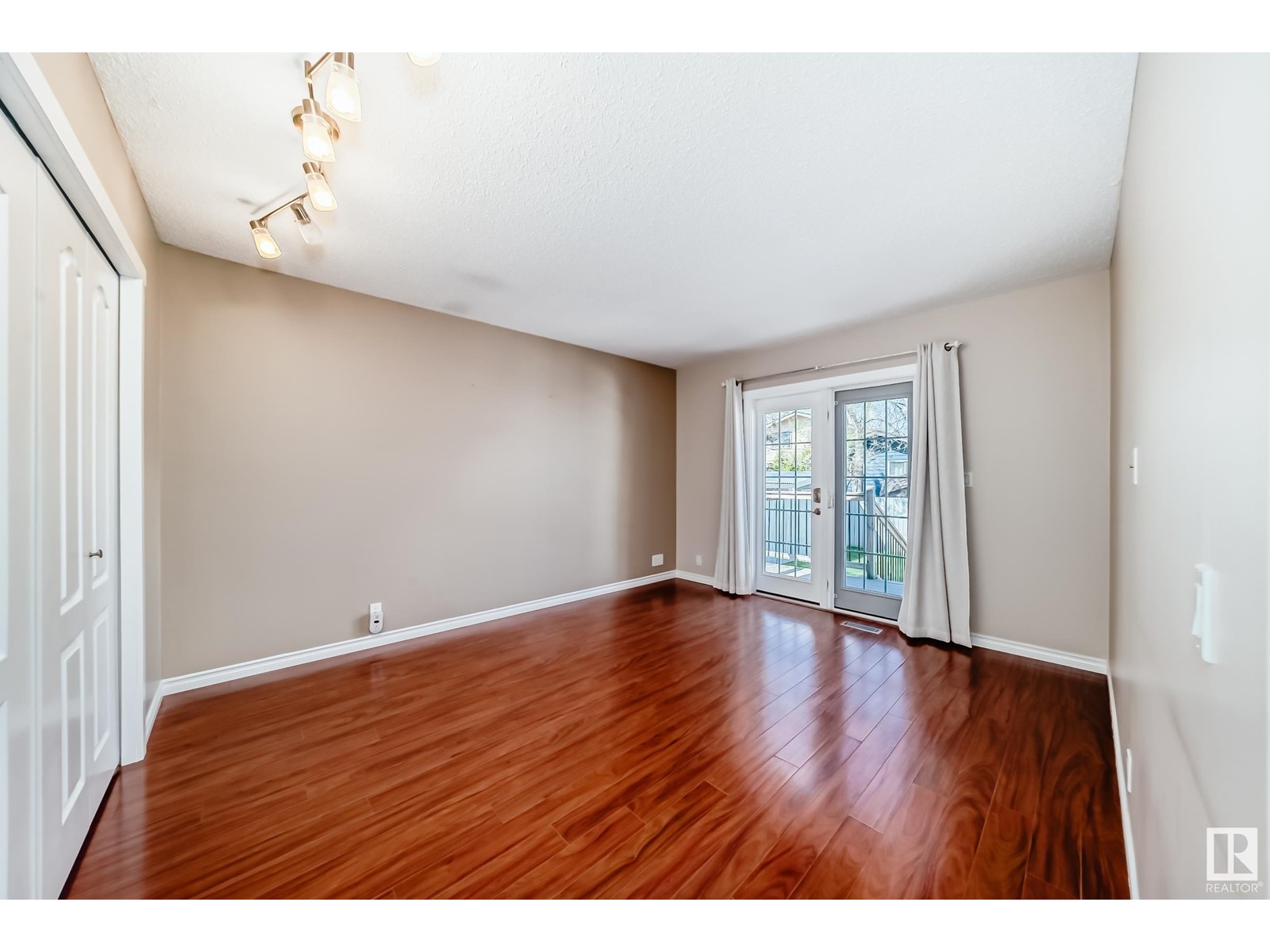 61 WOODBINE RD, Sherwood Park