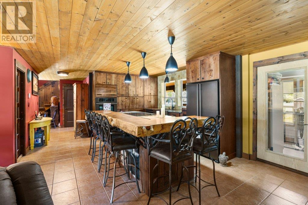 3850 Blythe-Rhone Road, Westbridge