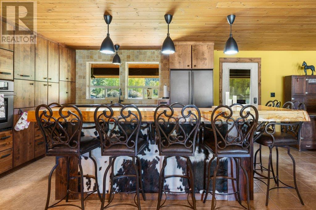 3850 Blythe-Rhone Road, Westbridge