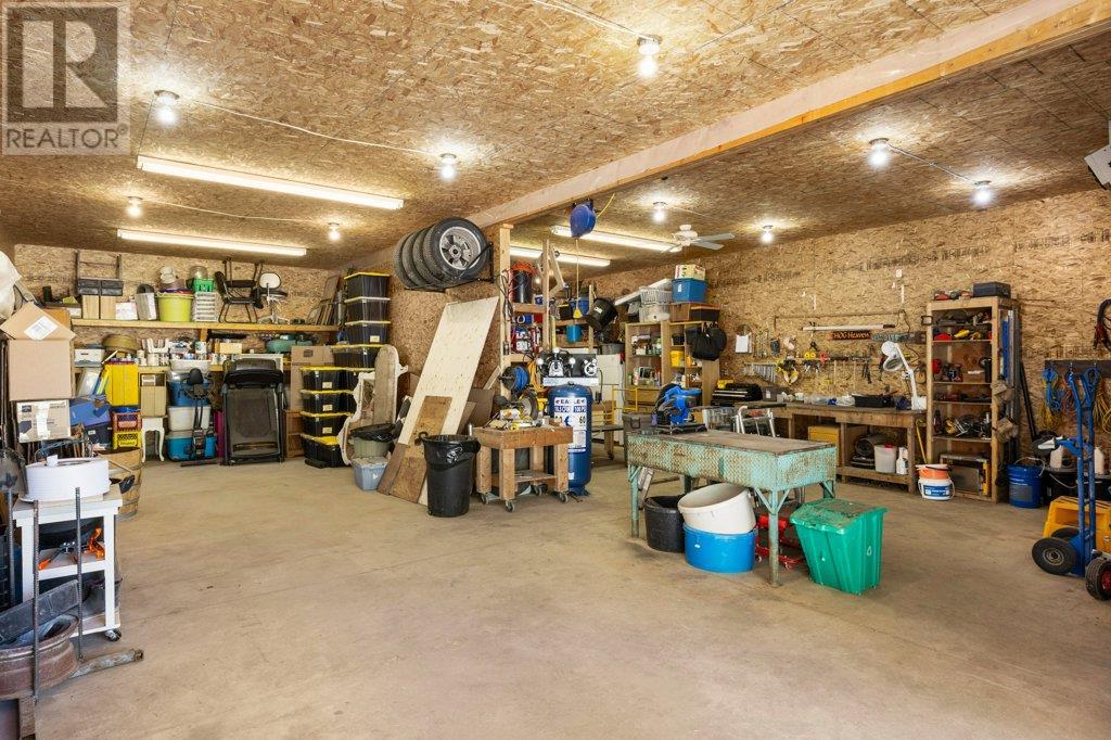 3850 Blythe-Rhone Road, Westbridge