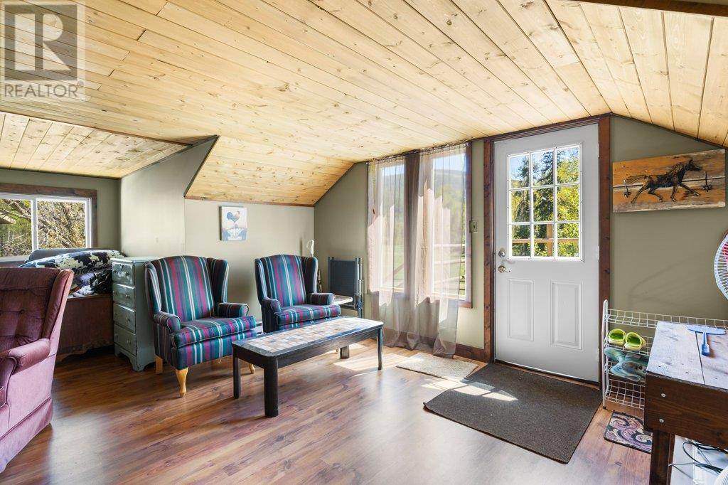 3850 Blythe-Rhone Road, Westbridge