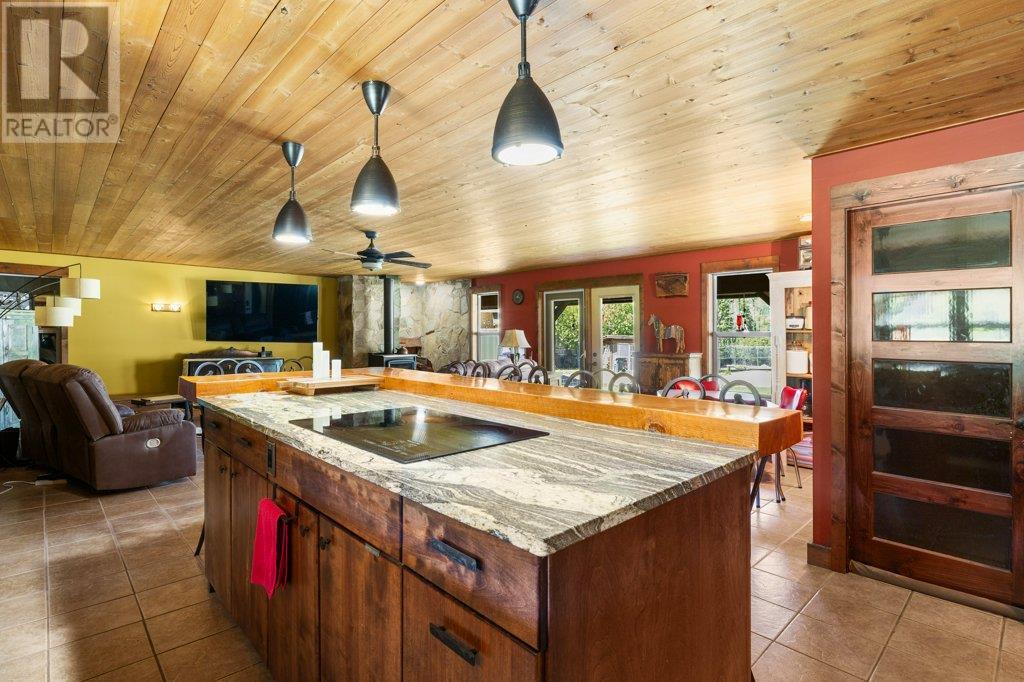 3850 Blythe-Rhone Road, Westbridge