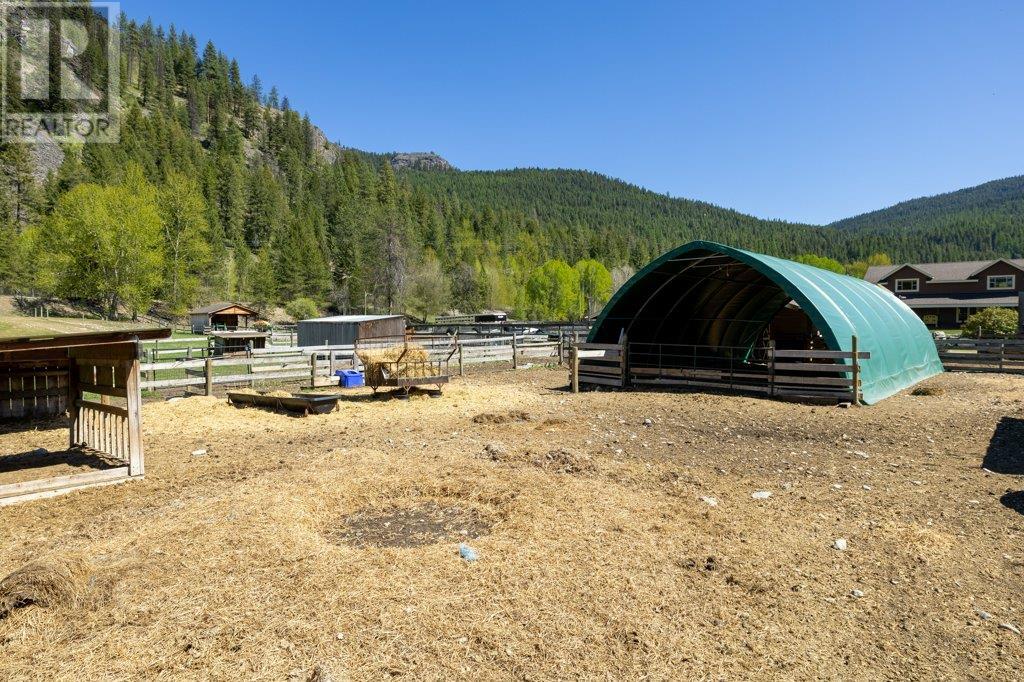 3850 Blythe-Rhone Road, Westbridge