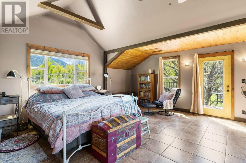 3850 Blythe-Rhone Road, Westbridge