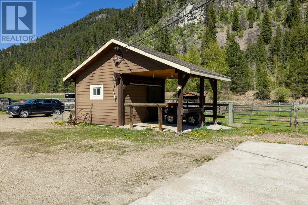 3850 Blythe-Rhone Road, Westbridge