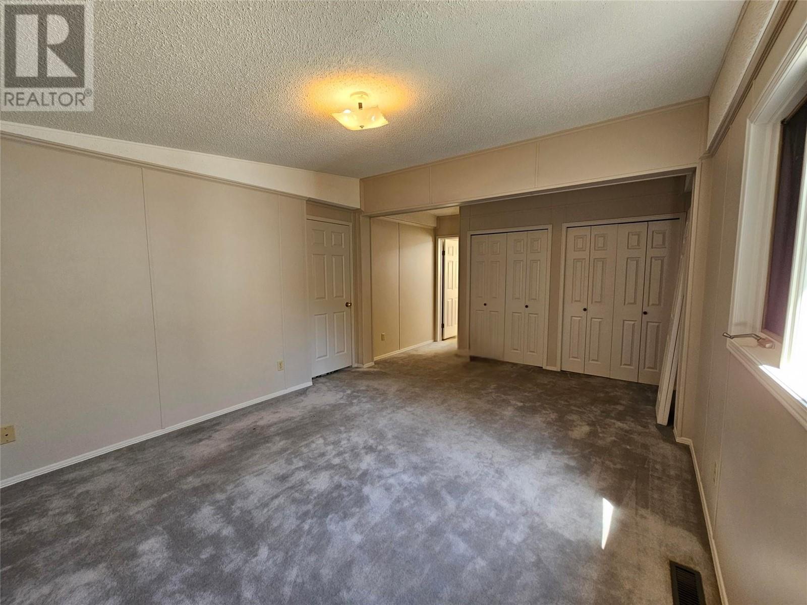 29 6677 Park Drive, Oliver