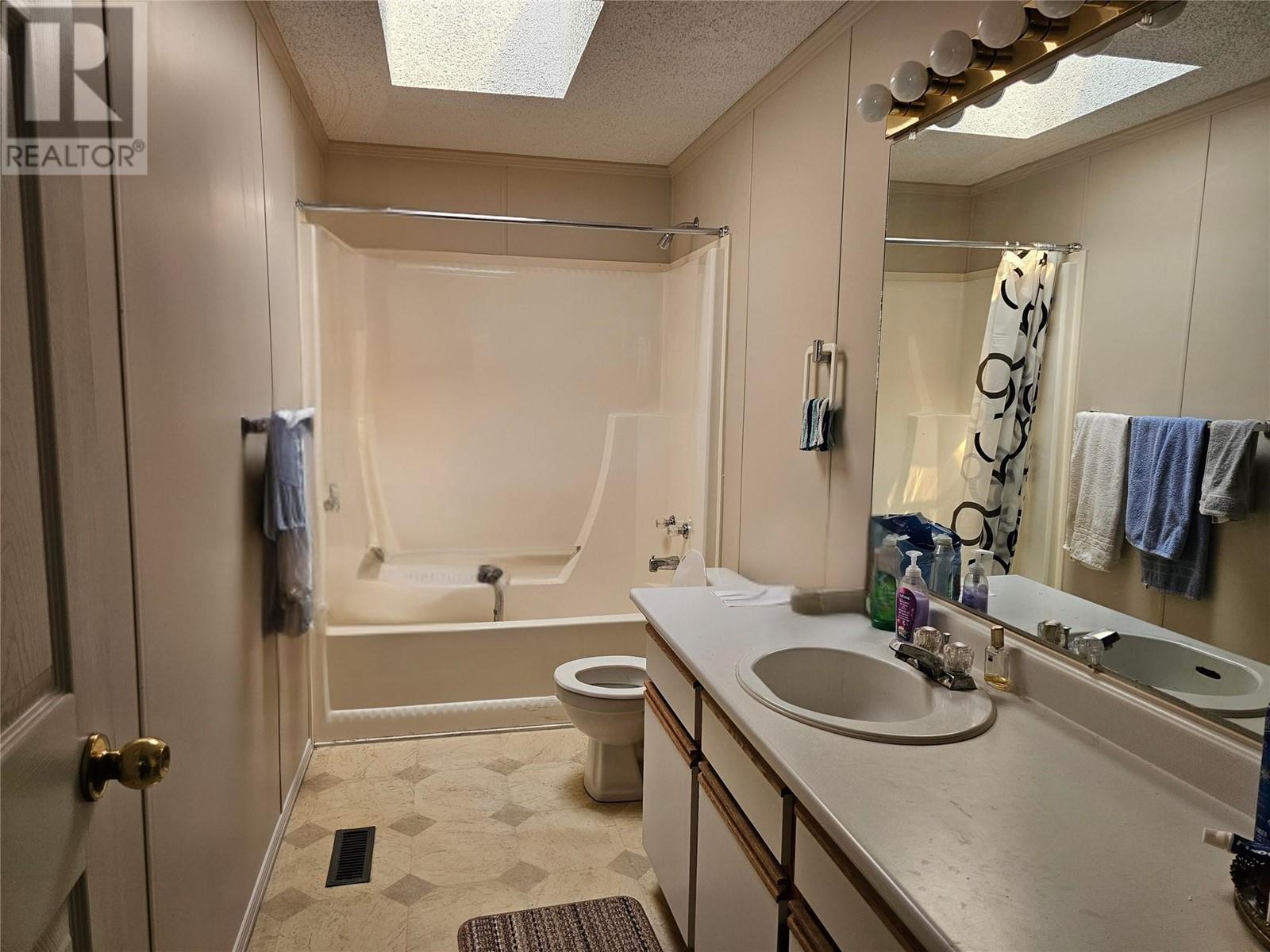 29 6677 Park Drive, Oliver