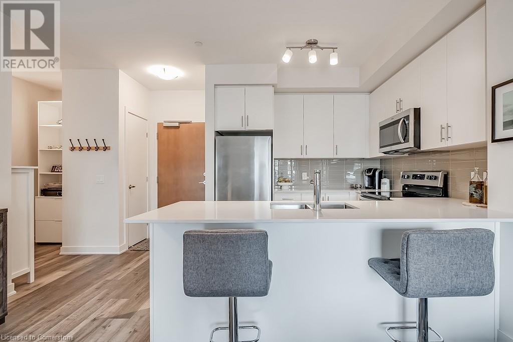 Photo 14 of 320 Plains Road E Unit 502, Burlington ON