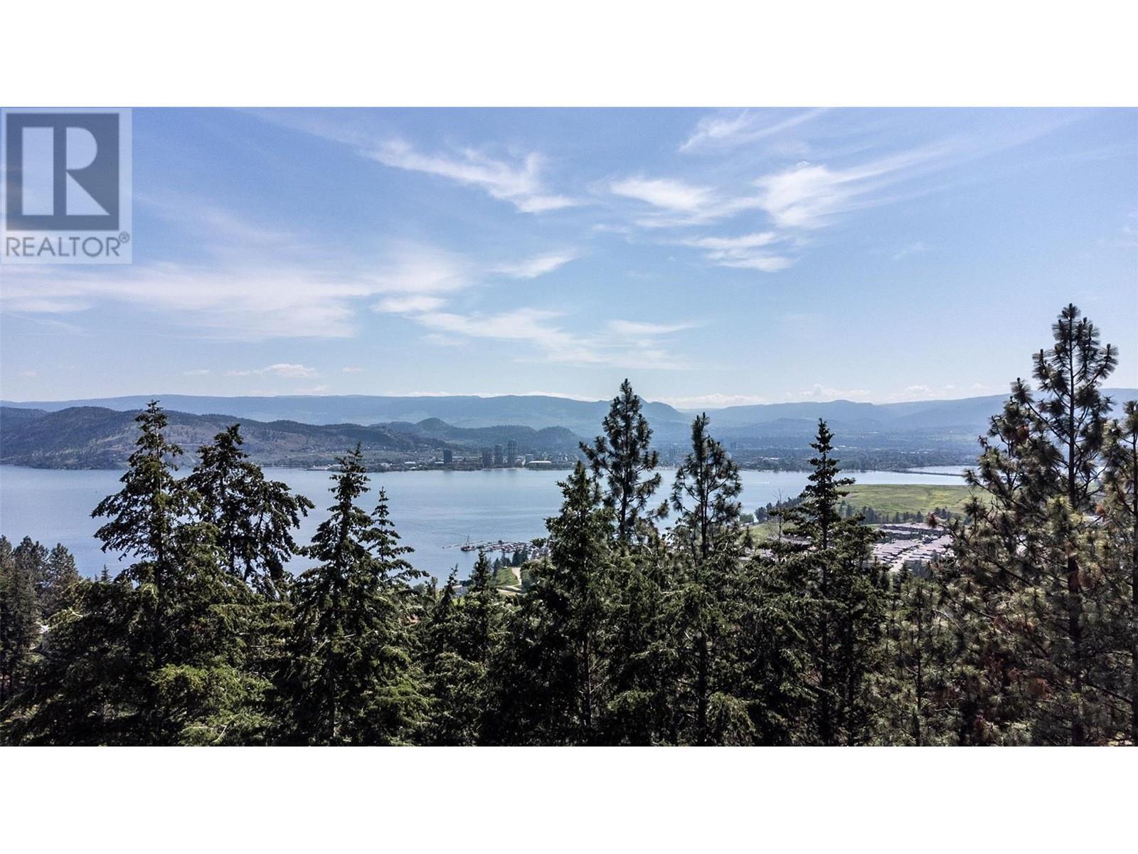 1525 Scott Crescent, West Kelowna