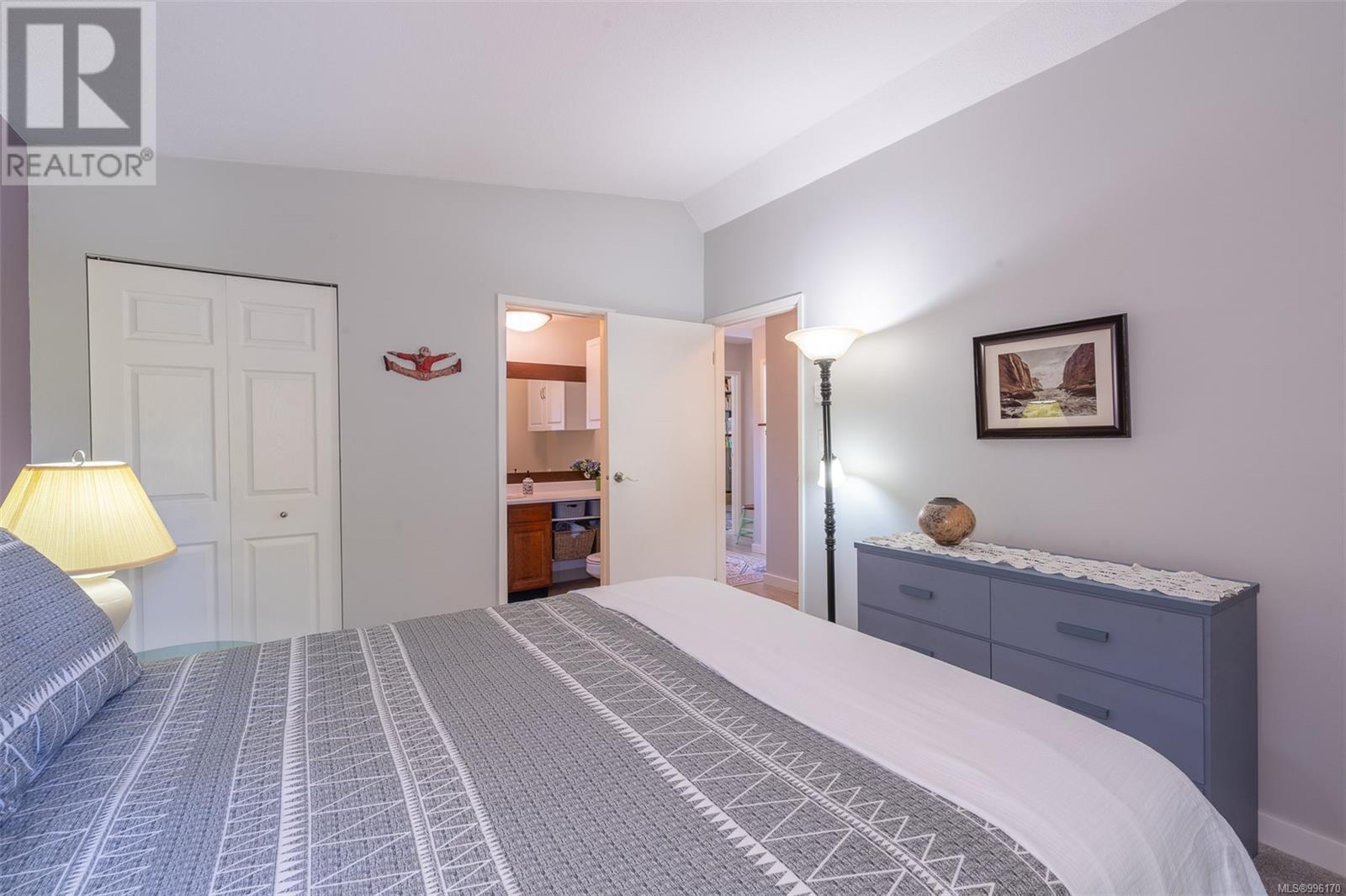 308 2341 Harbour Road, Sidney