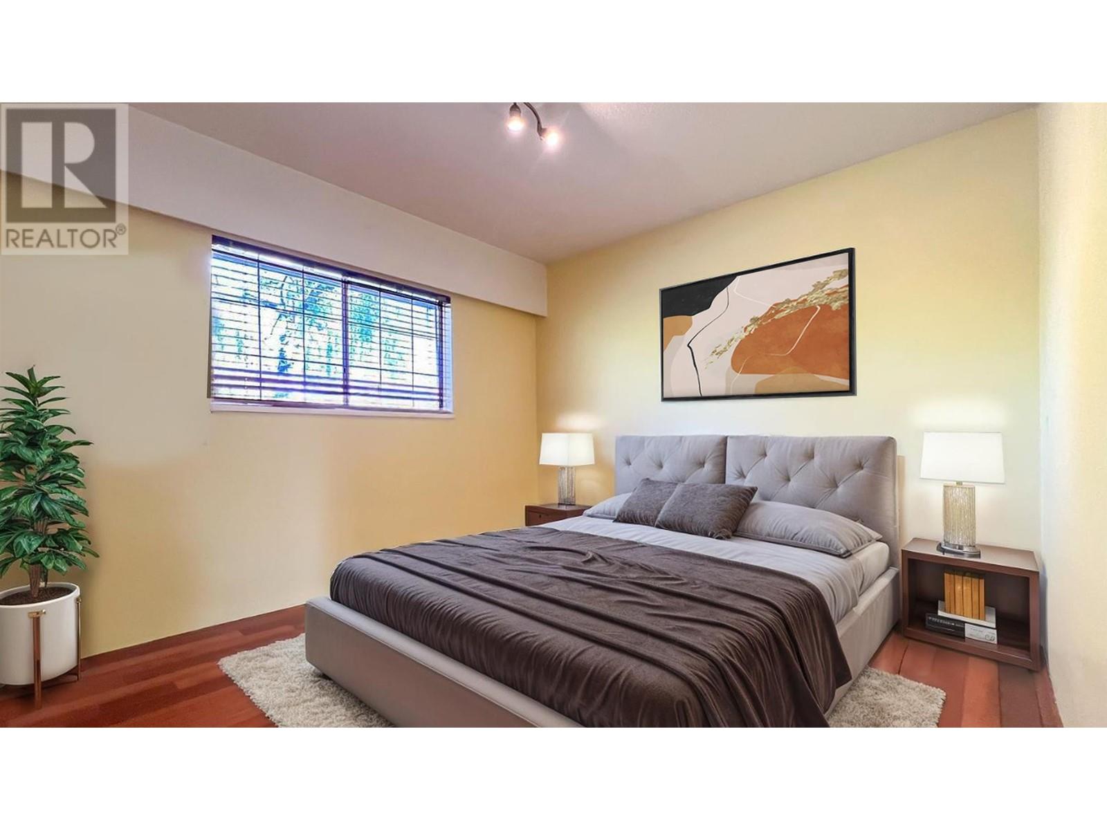 8200 ROSEBANK CRESCENT, Richmond
