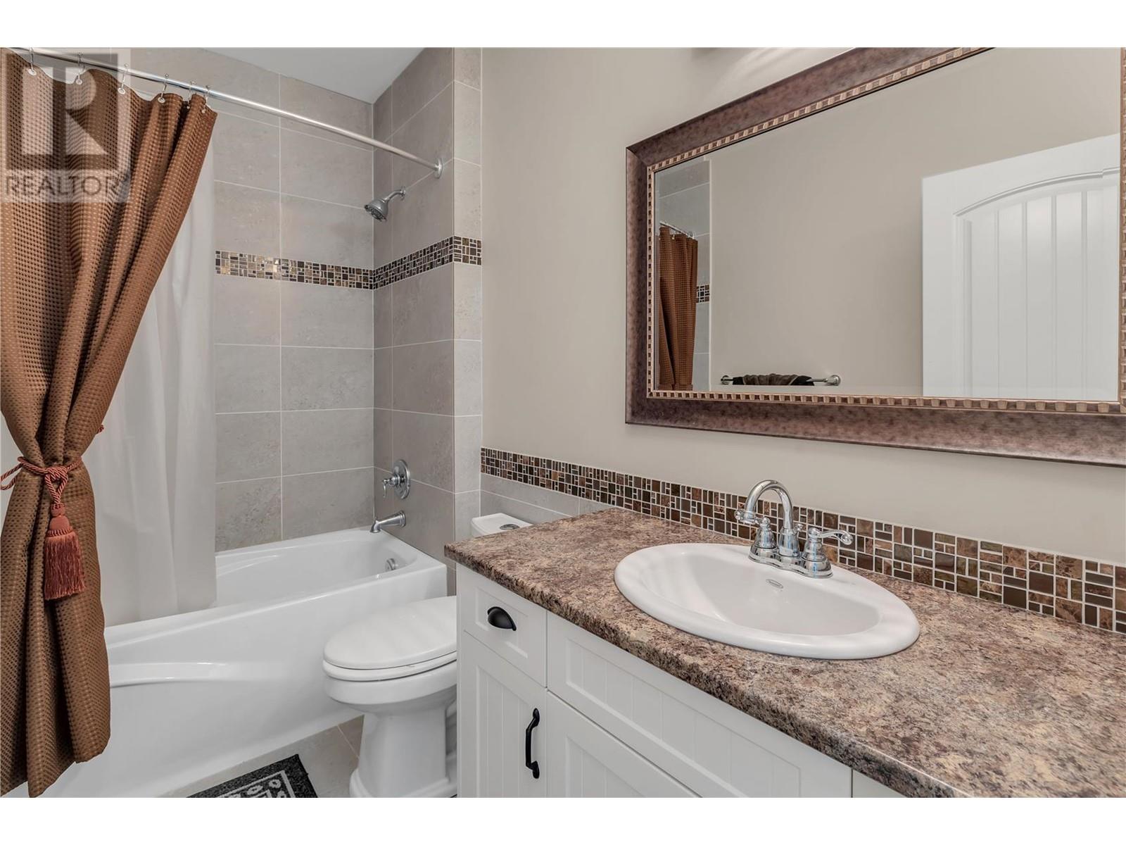4511 Crawford Road, Lake Country