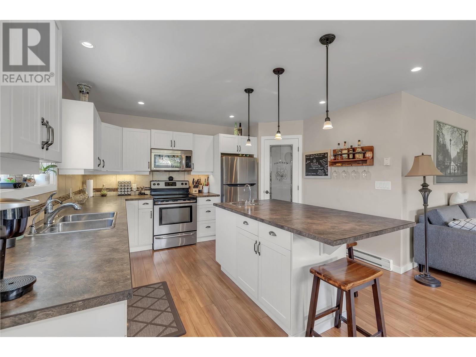 4511 Crawford Road, Lake Country