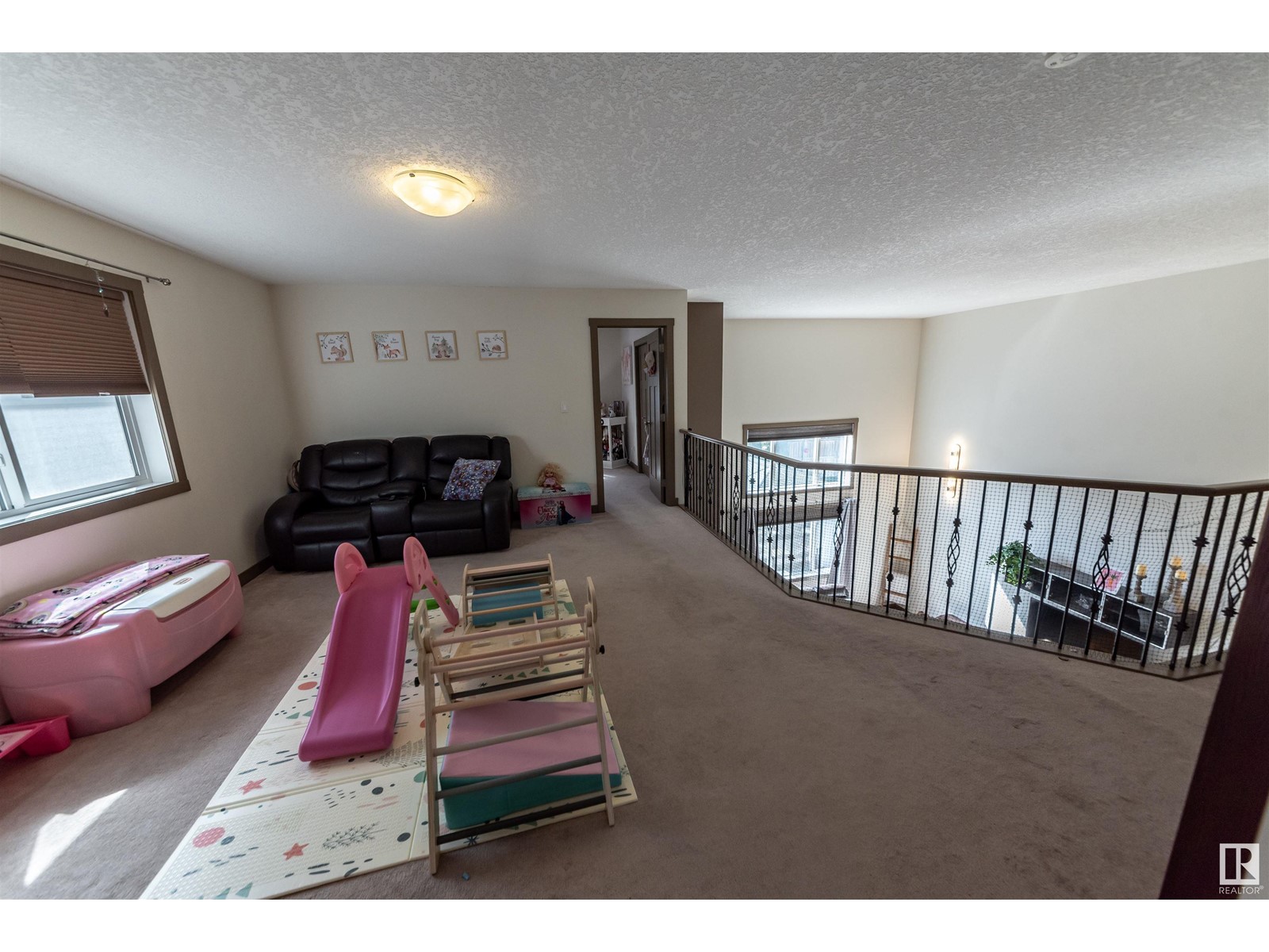 6 MERiDIAN CL, Stony Plain