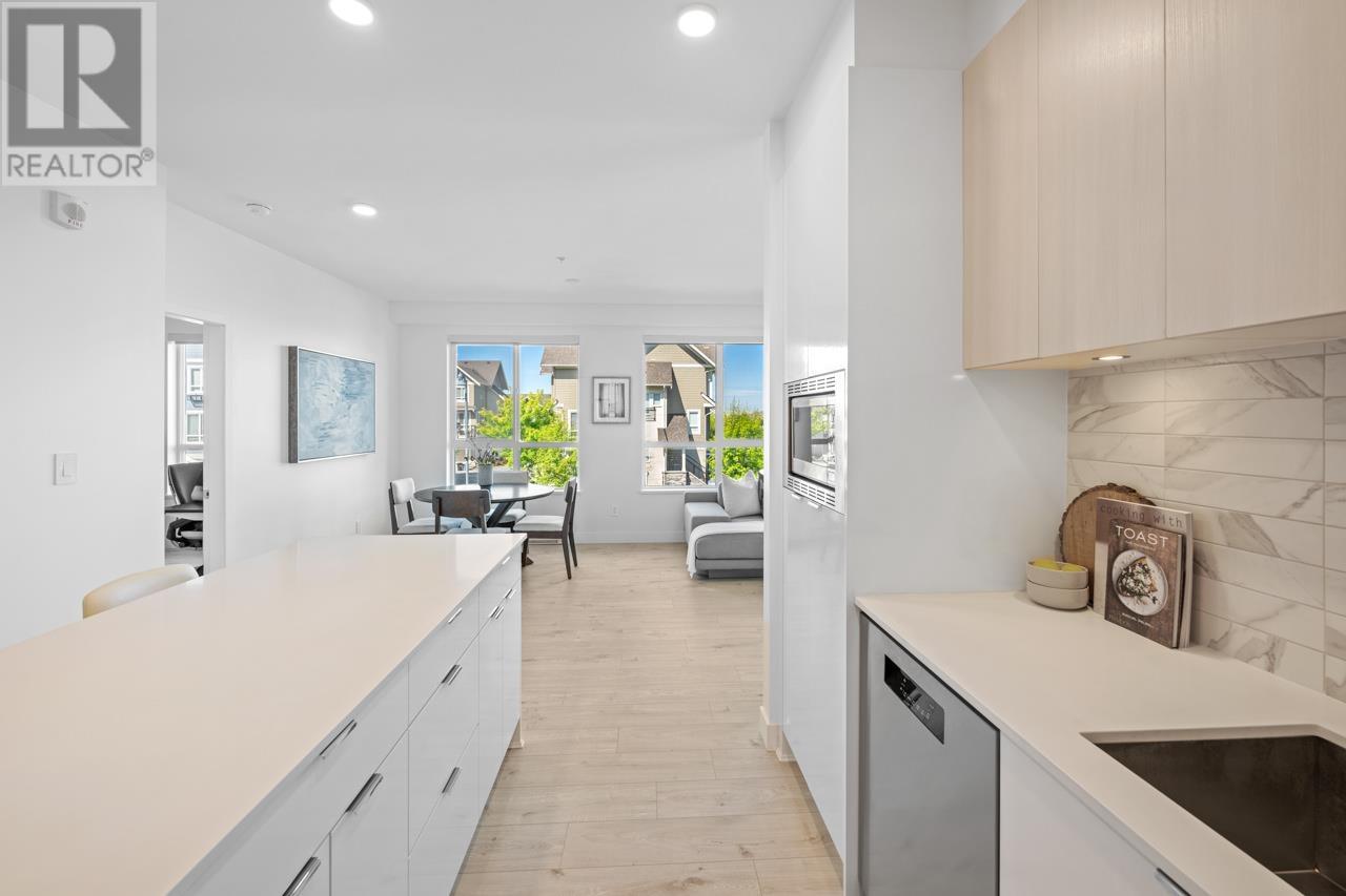#219-1792 STARLING Drive, Tsawwassen