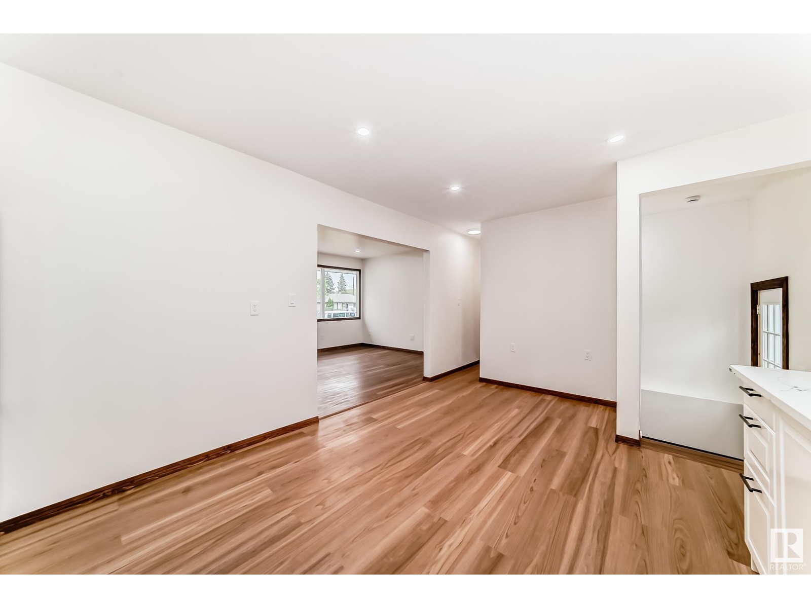 10961 157 ST NW, Edmonton