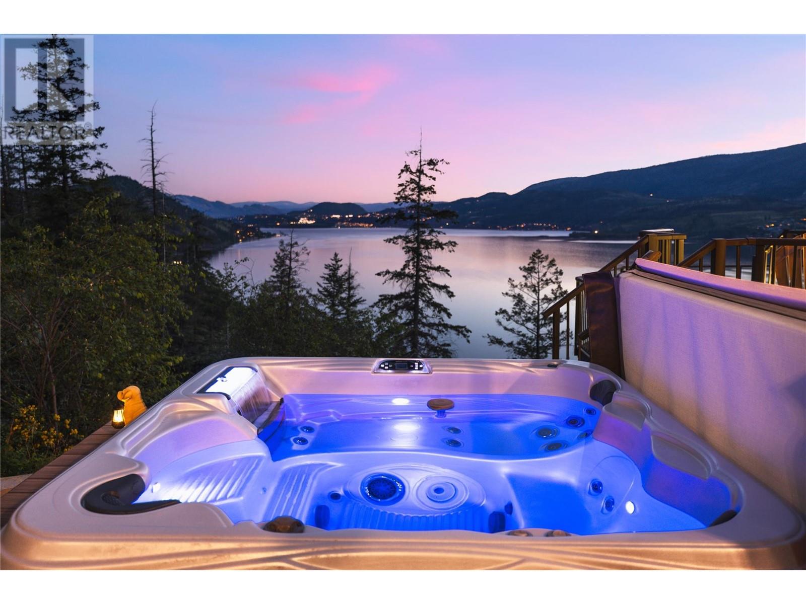1252 Kyndree Court, Kelowna