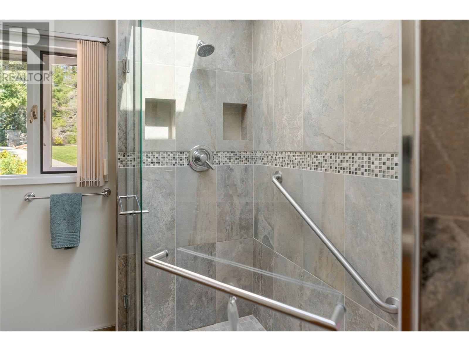 1252 Kyndree Court, Kelowna