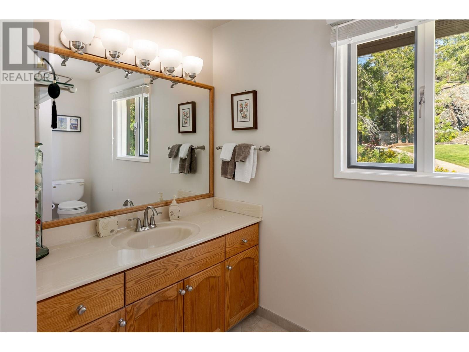 1252 Kyndree Court, Kelowna