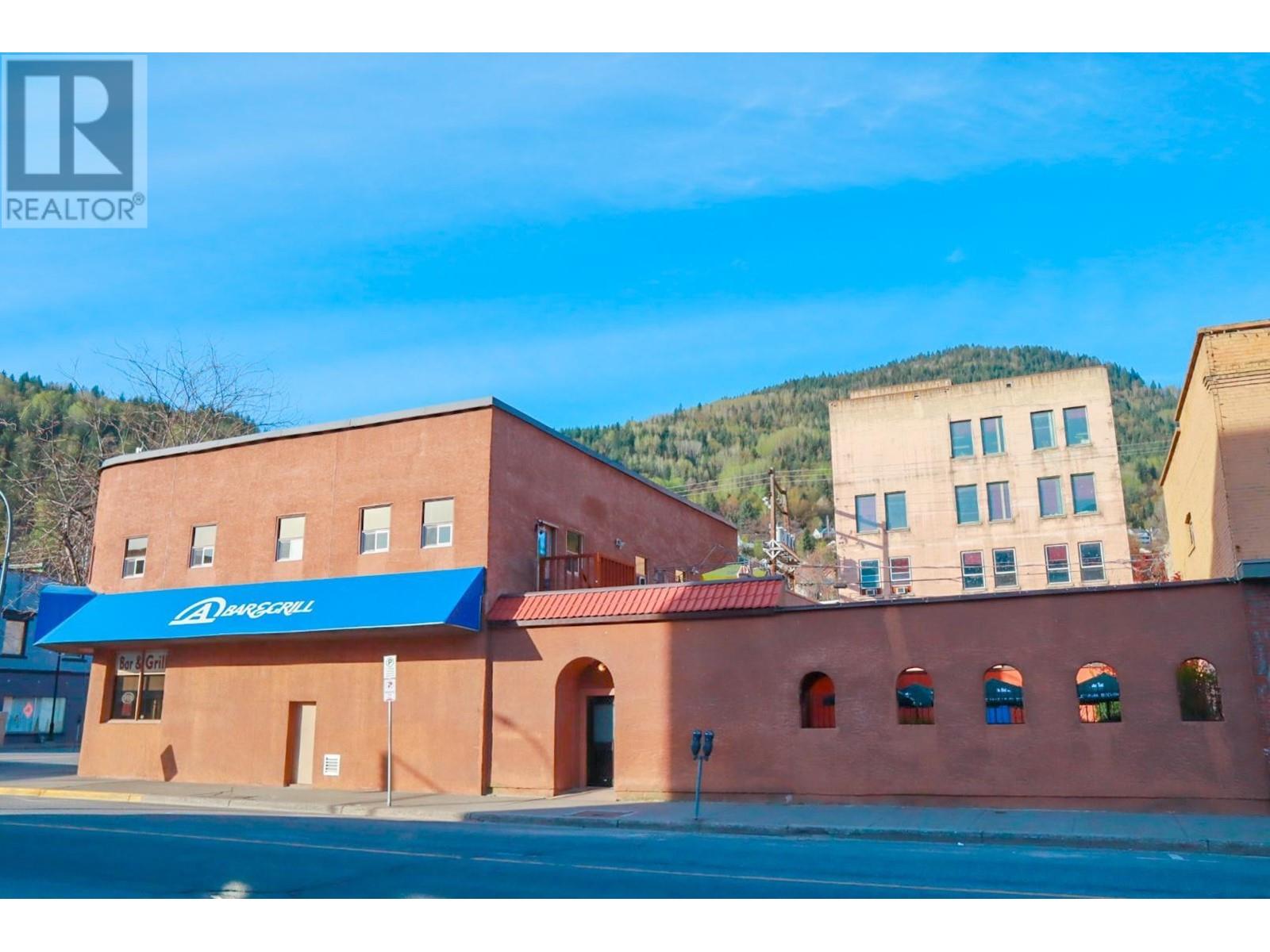 975 SPOKANE Street, Trail
