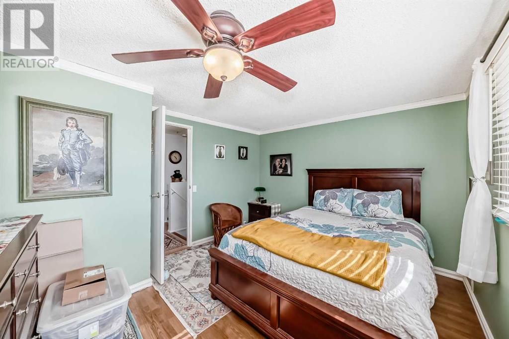 1, 800 Bowcroft Place, Cochrane, Alberta
