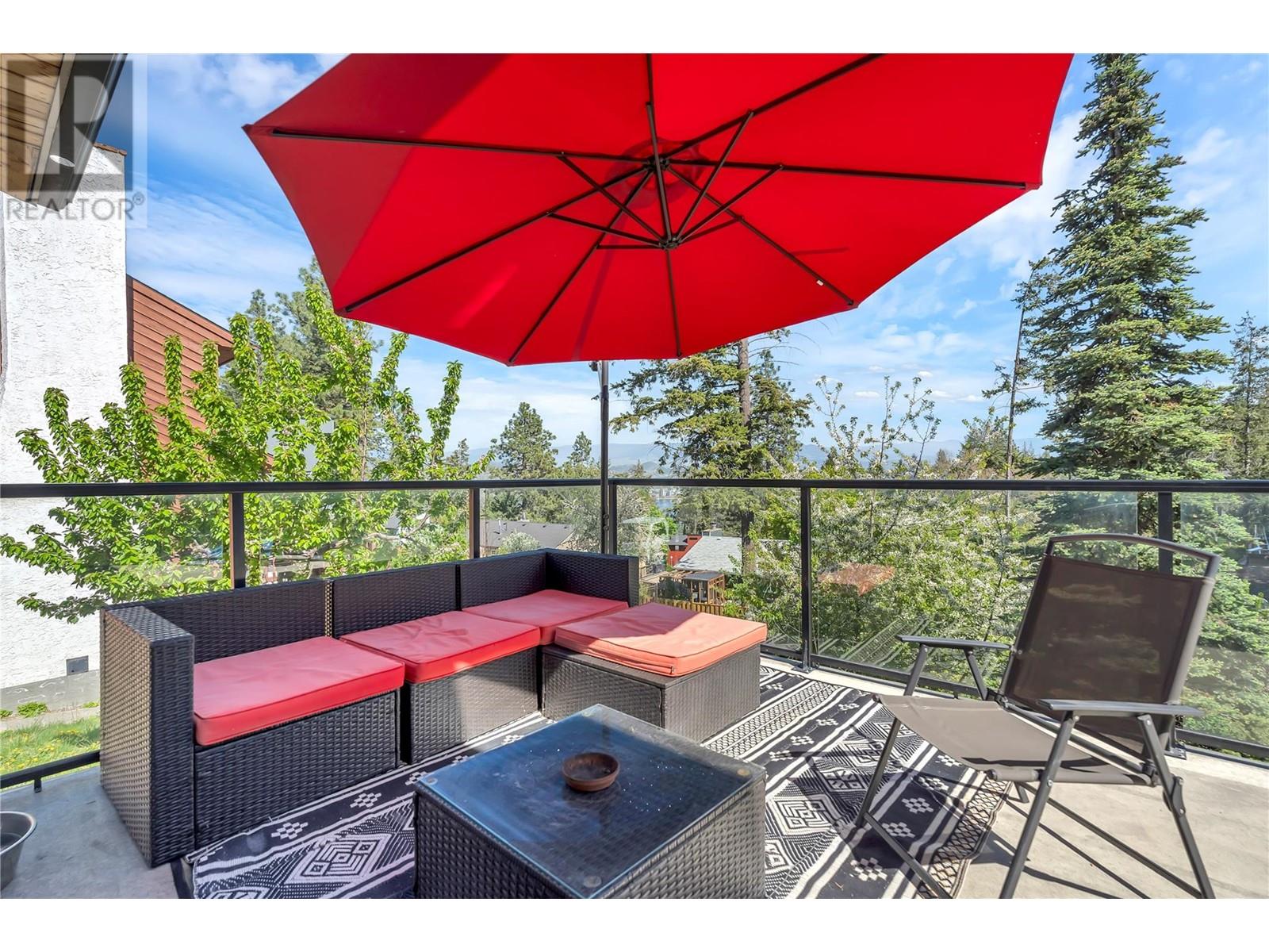  1623 Blackwood Drive, West Kelowna