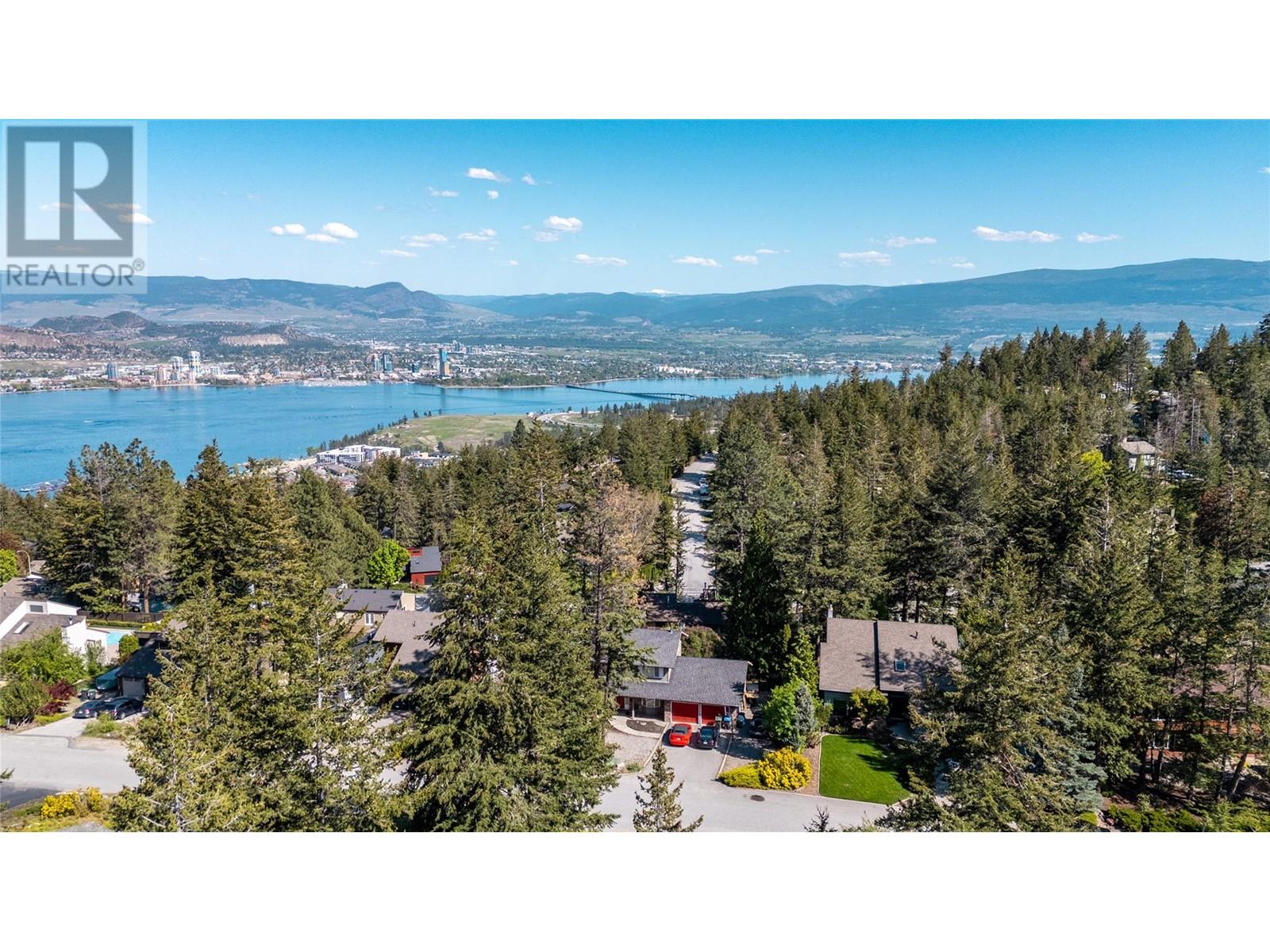 1623 Blackwood Drive, West Kelowna