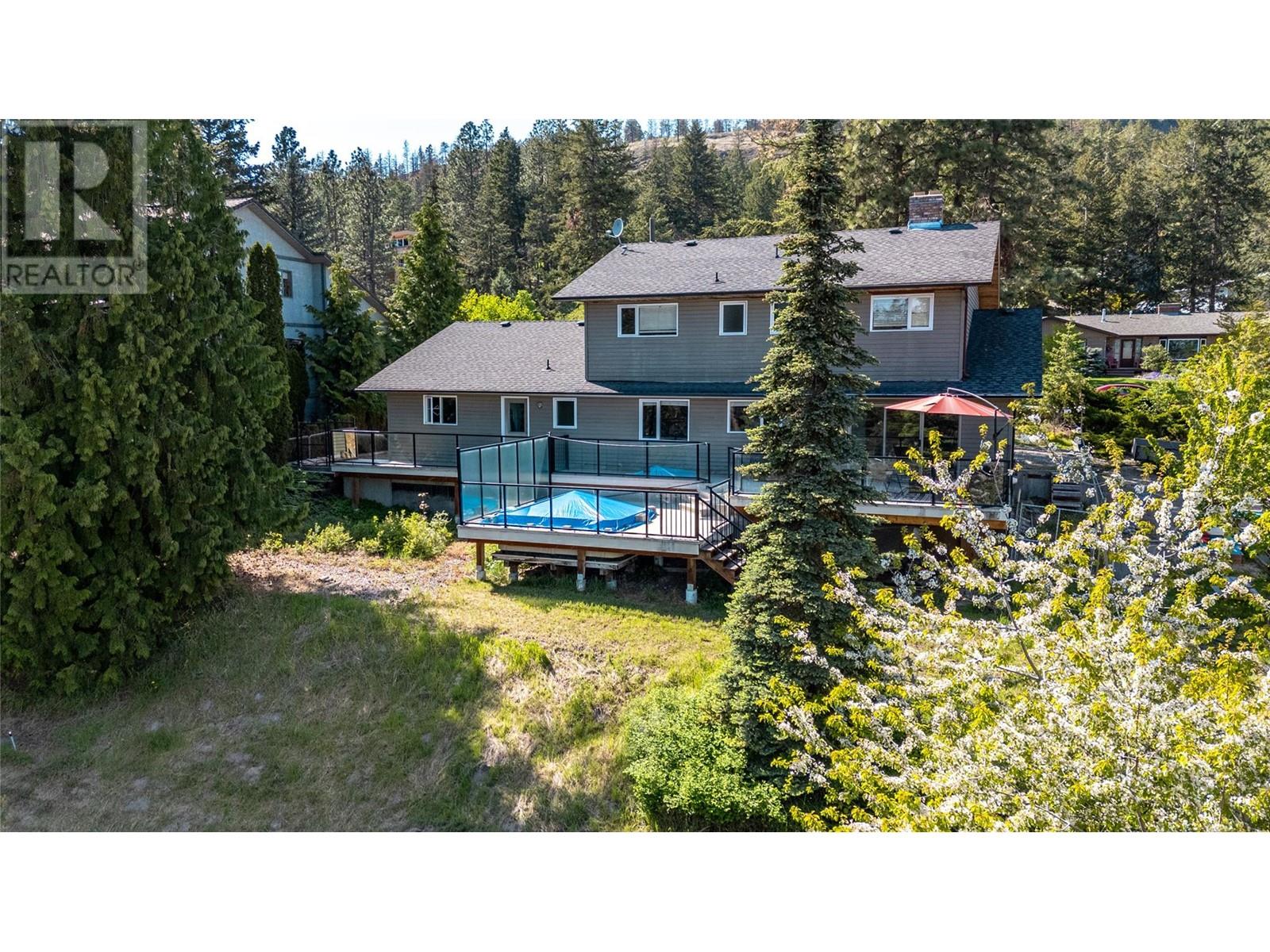  1623 Blackwood Drive, West Kelowna