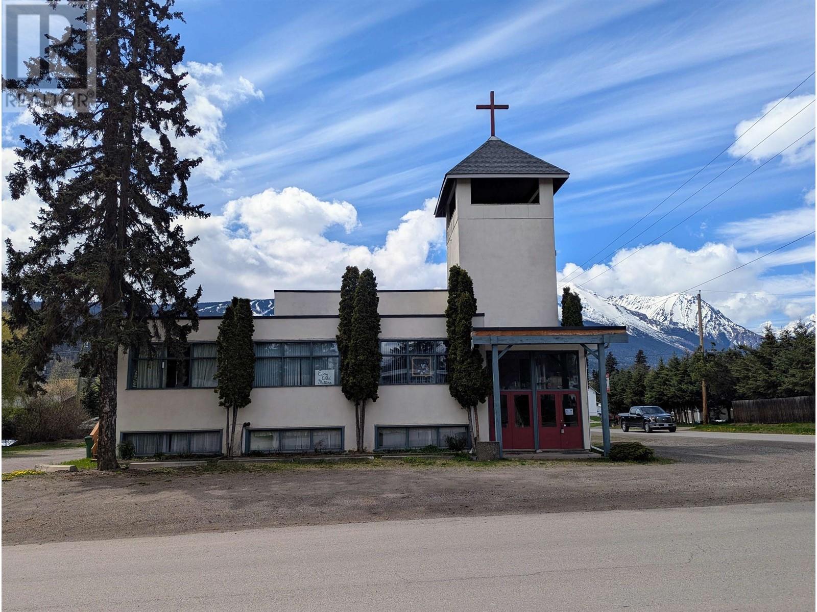 3889 8TH AVENUE, Smithers