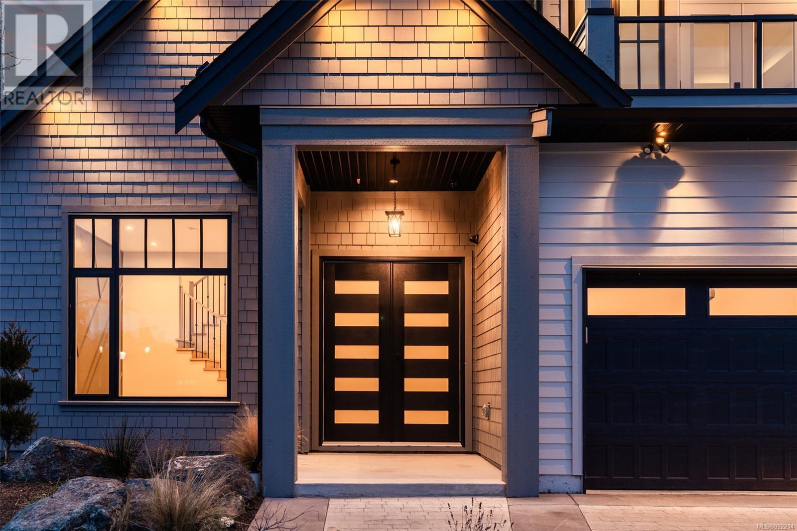 Photo 5 of 7036 Clarkson Pl, Sooke BC