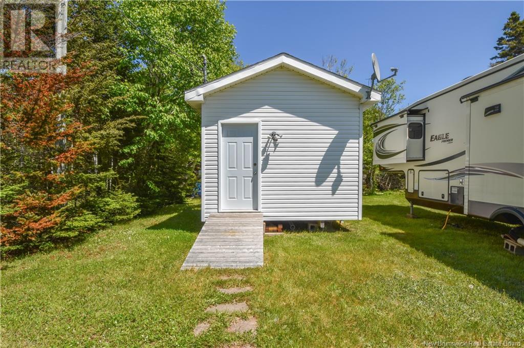 Photo 14 of 98 Des Vacanciers Lane, Pointecanot NB