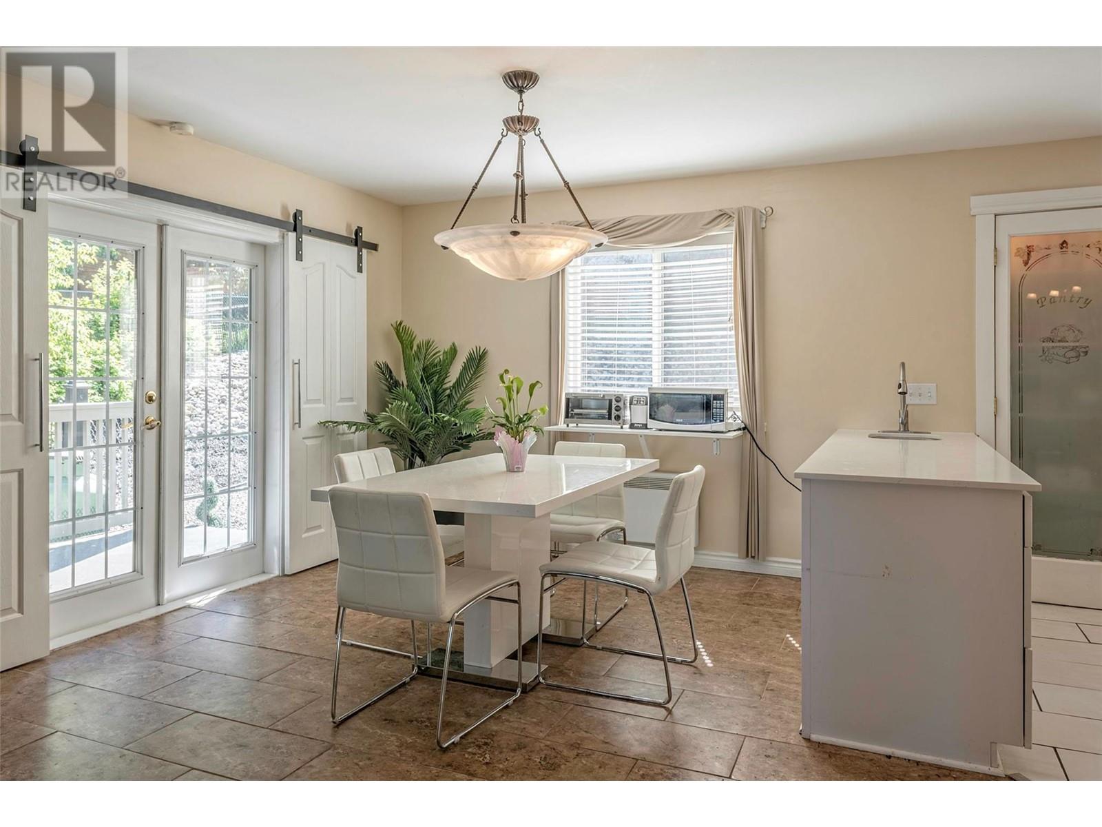  10718 Pinecrest Road, Vernon