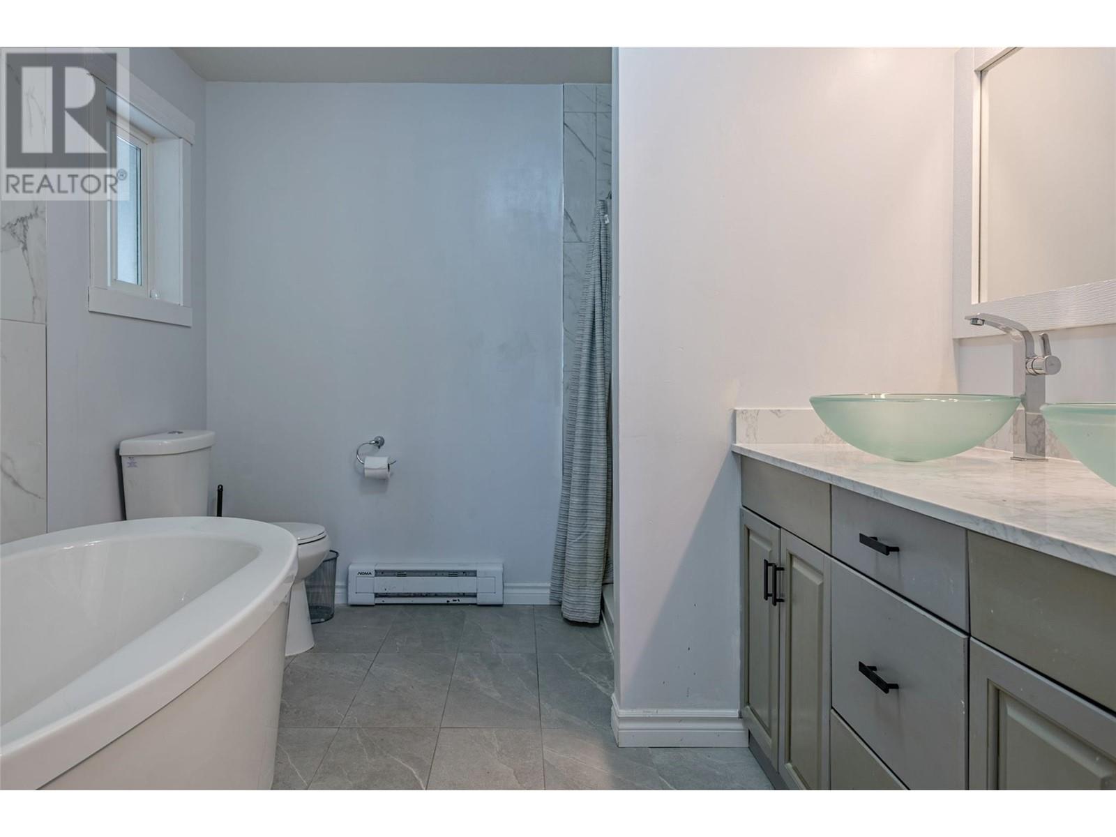 10718 Pinecrest Road, Vernon