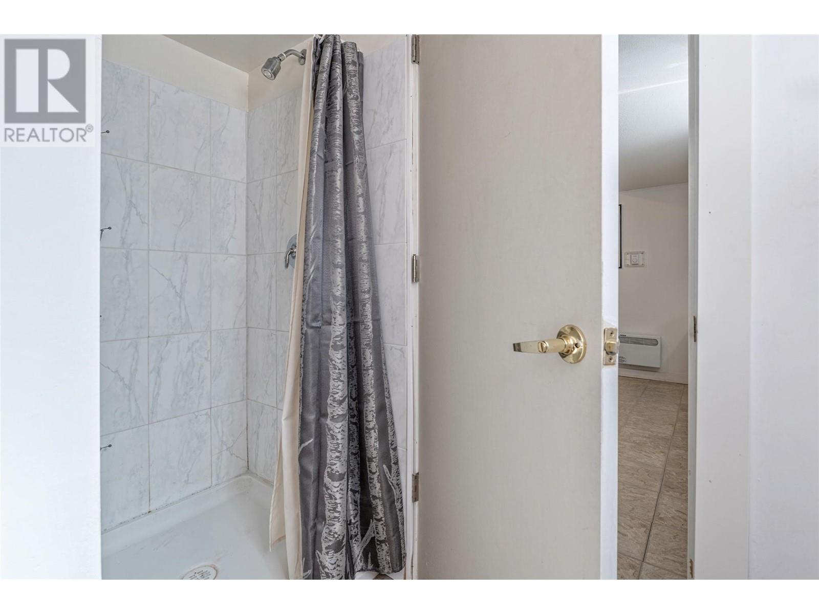  10718 Pinecrest Road, Vernon