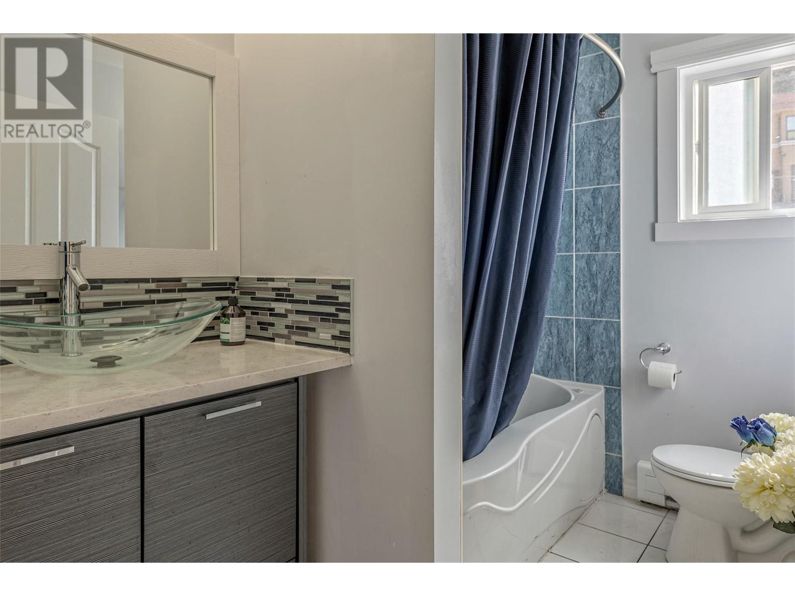  10718 Pinecrest Road, Vernon