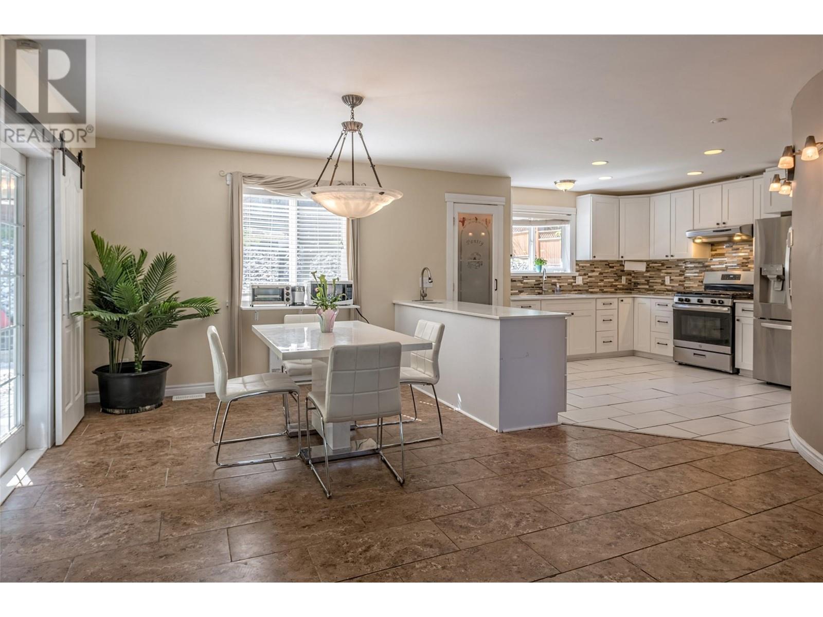  10718 Pinecrest Road, Vernon