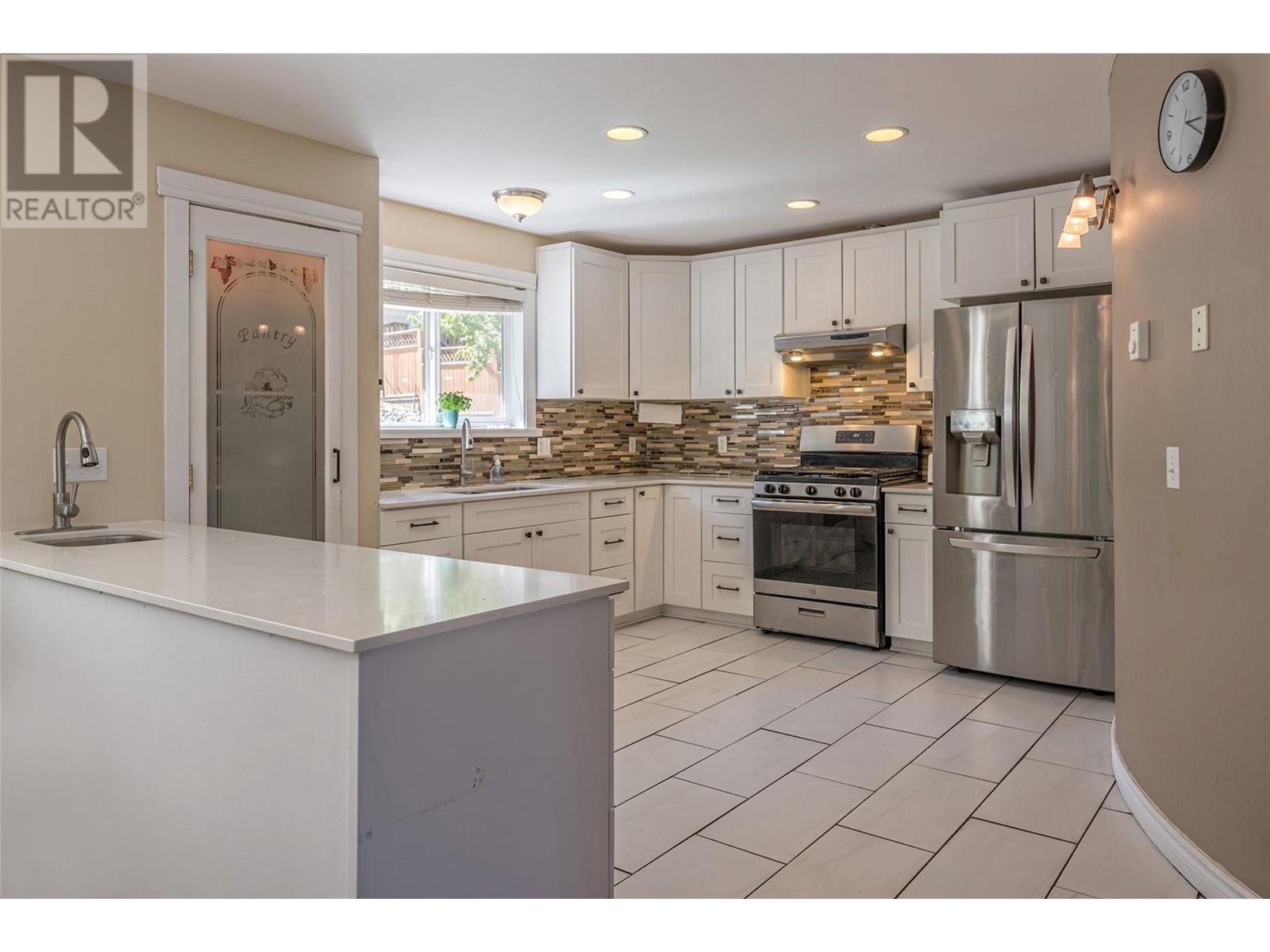  10718 Pinecrest Road, Vernon