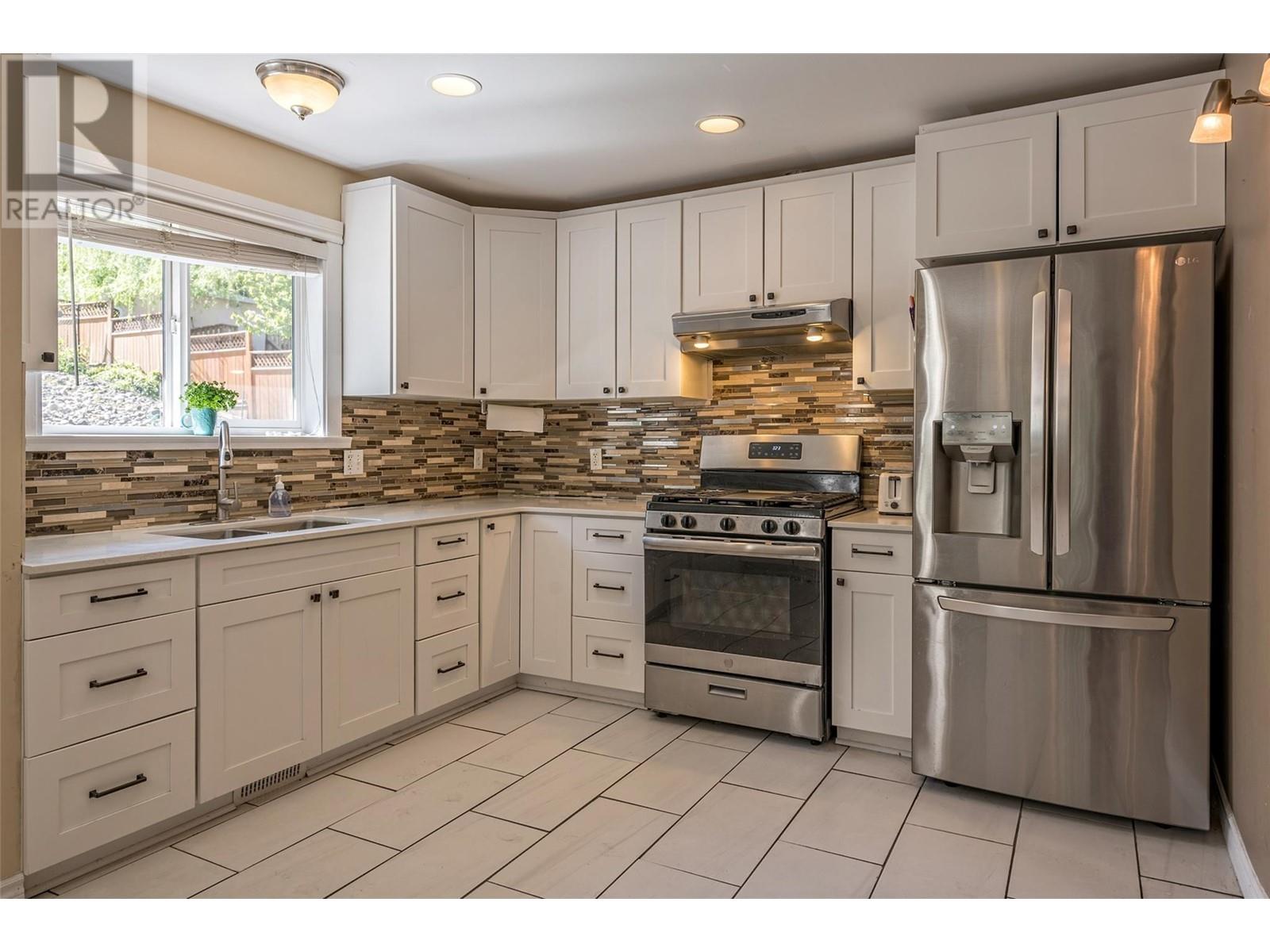  10718 Pinecrest Road, Vernon