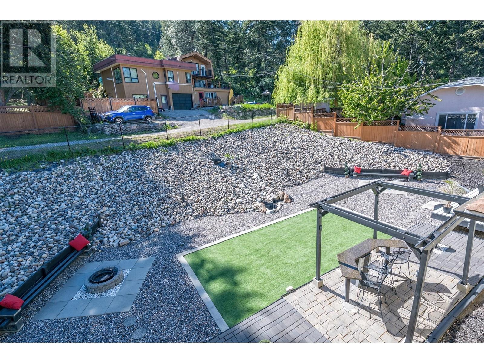 10718 Pinecrest Road, Vernon