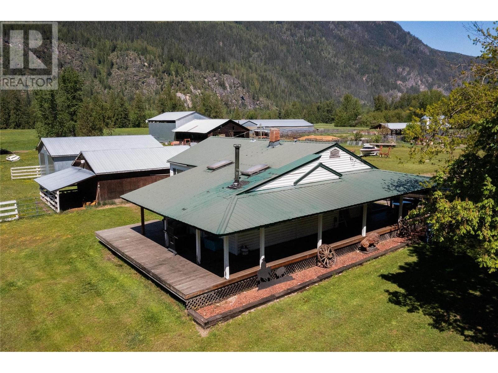2169 Solsqua Road, Sicamous