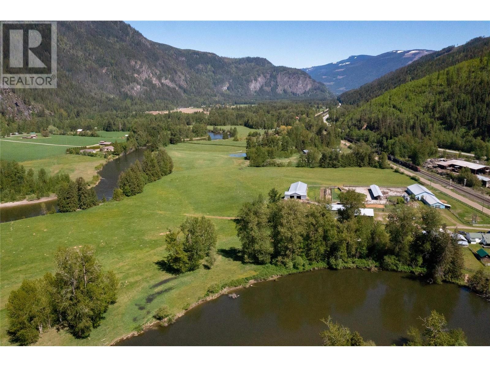 2169 Solsqua Road, Sicamous